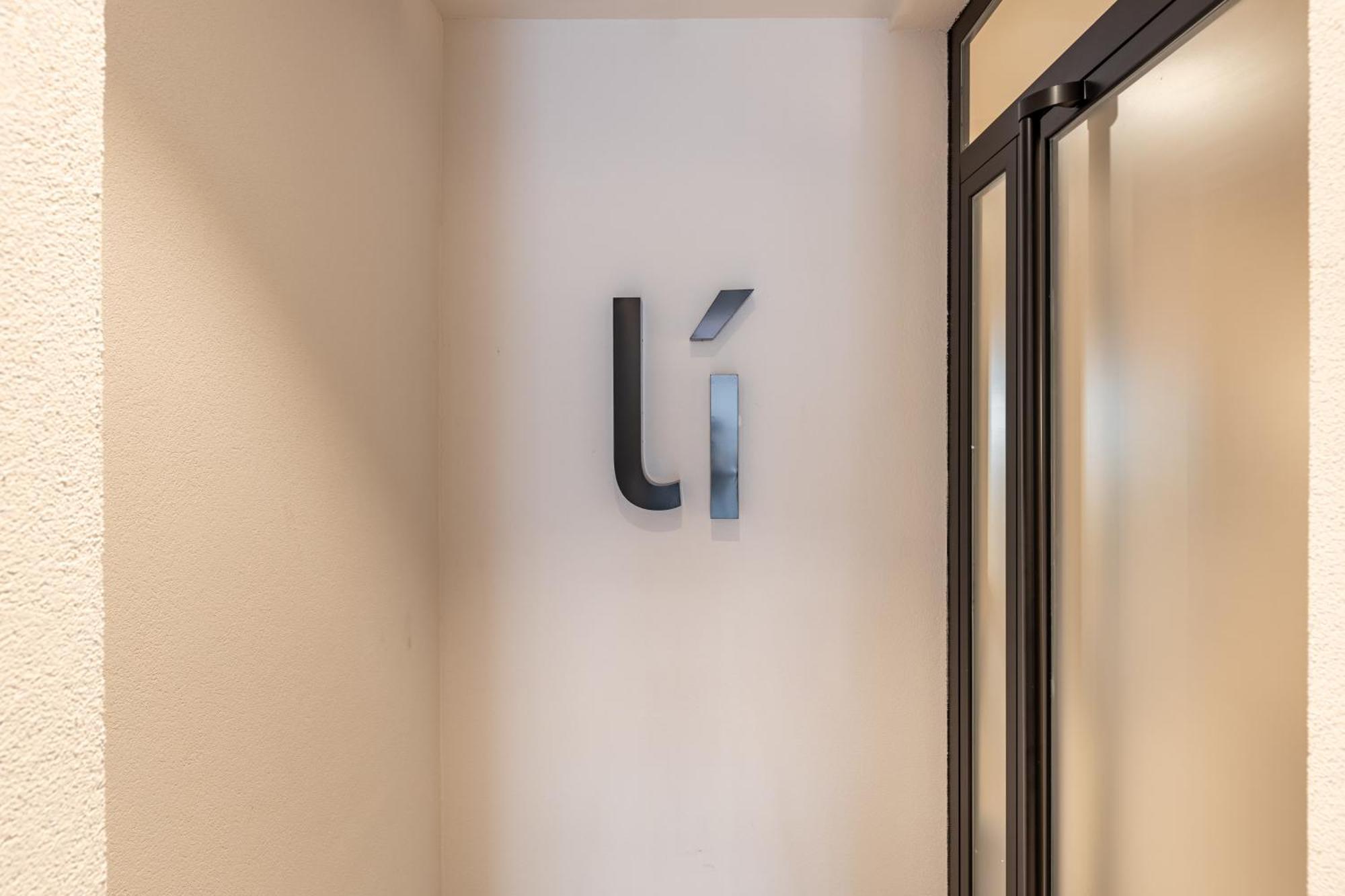 Libere Malaga Trinidad Lägenhet Exteriör bild